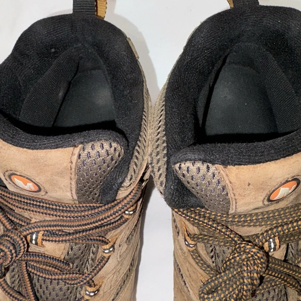 Merrell Moab 3 Mid Waterproof Hiking Boots Men's Size US 10.5 Earth Brown J06051